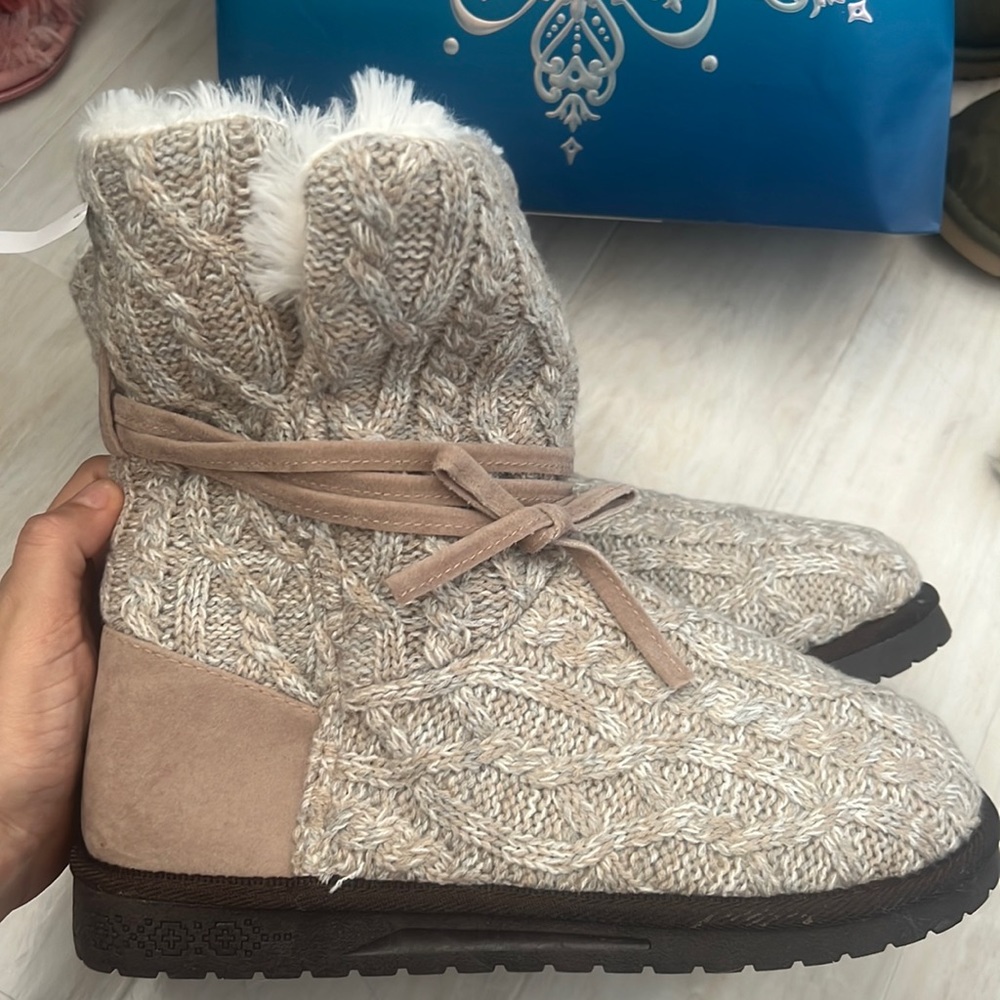 Women muk luks slipper boots
